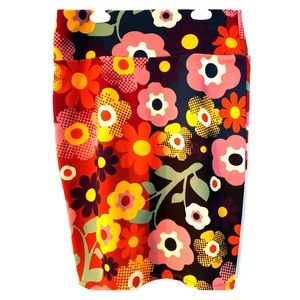 🌺 LuLaRoe Cassie Floral Skirt 🌸